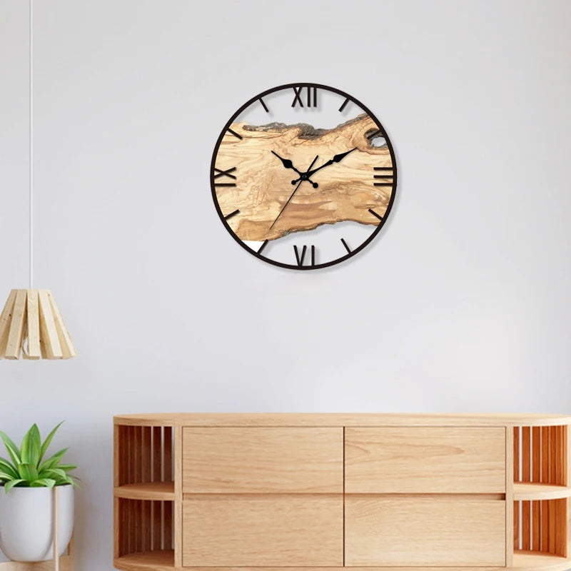 Moderne Wandklok Transparant met Houtinleg 1