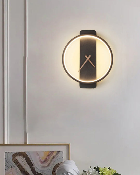 Moderne Wandklok met LED Verlichting 7