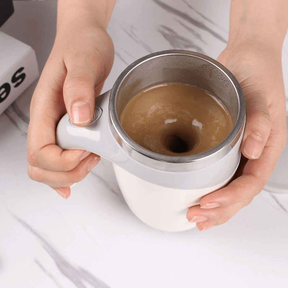 Oplaadbare Drinkbeker met Automatische Roerder 2