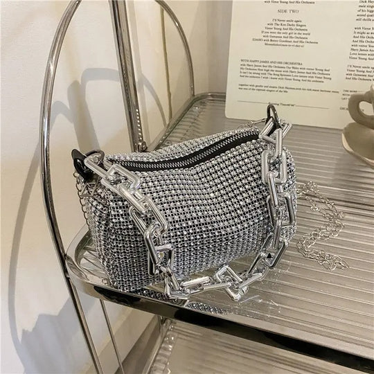 Allover Strass Bucket Bag
