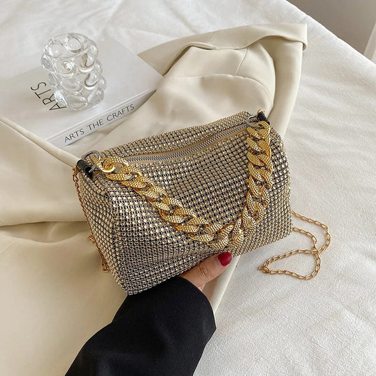 Allover Strass Bucket Bag